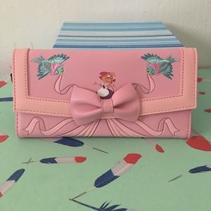 Loungefly Disney Cinderella wallet